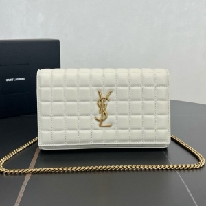 Saint Laurent 생로랑 2024 카산드라 마틀라세 숄더백 23CM
