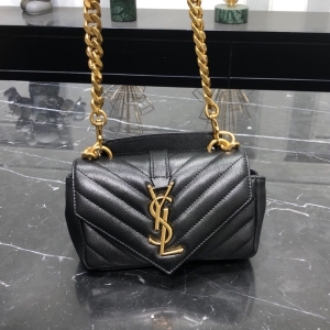 Saint Laurent 생로랑 2023 퀄팅 엔벨로프 체인백 19CM
