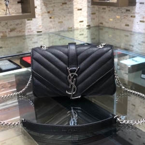 Saint Laurent 생로랑 2023 퀄팅 엔벨로프 체인백 19CM
