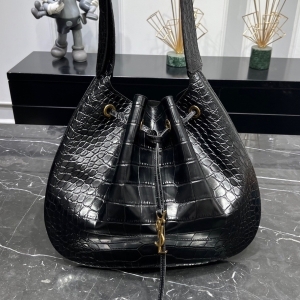 Saint Laurent 생로랑 2023 플랫 호보백 44CM
