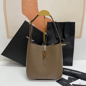 Saint Laurent 생로랑 2023 LE 5 A 7 호보백 23CM