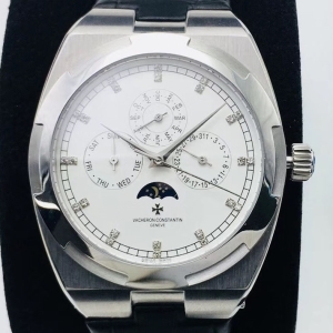 Vacheron Constantin OVERSEAS 4300V120G-B102 바쉐론콘스탄틴 오버시즈 오토메틱 4300 실버 가죽밴드