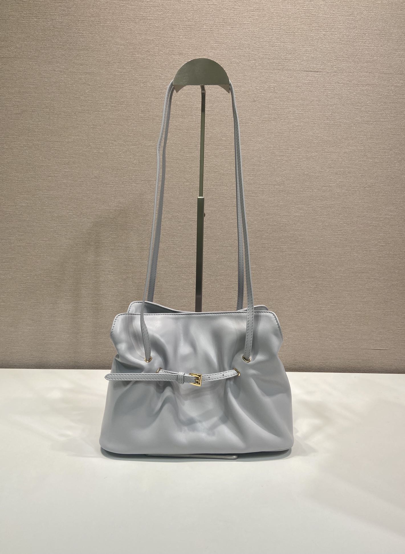 PRADA 프라다 클라우드(Cloud) 패디드 숄더백 1BG586 12