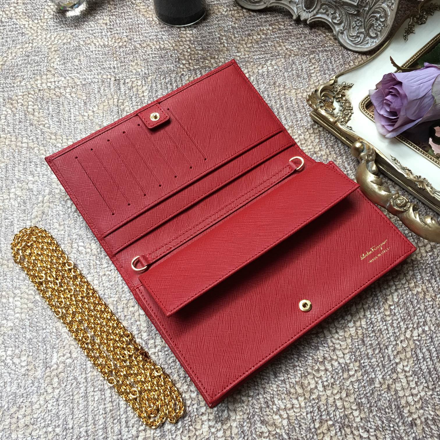 Ferragamo 살바토레 페라가모 FW2023 클래식 블랙 체인 백 5