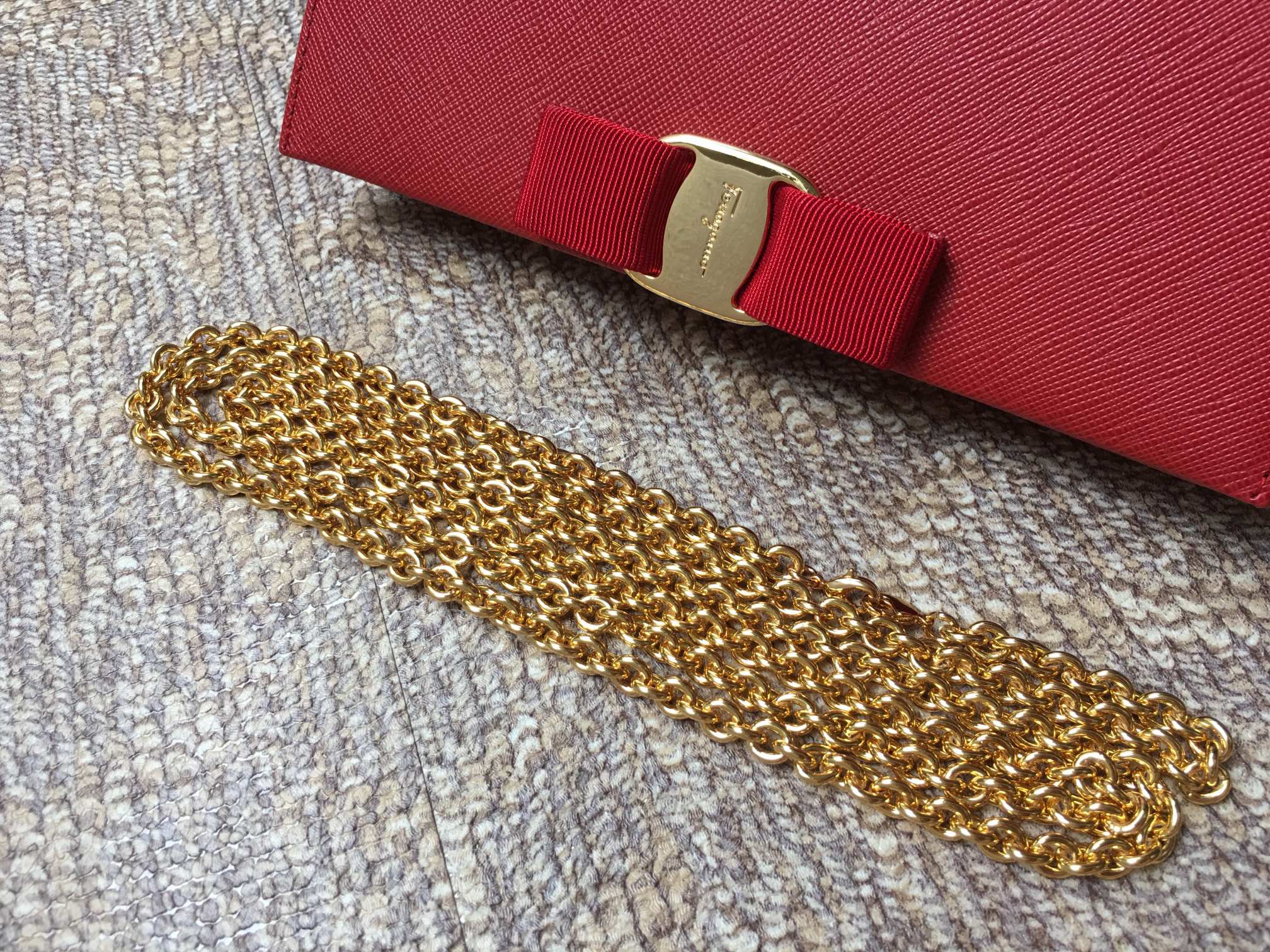 Ferragamo 살바토레 페라가모 FW2023 클래식 블랙 체인 백 7