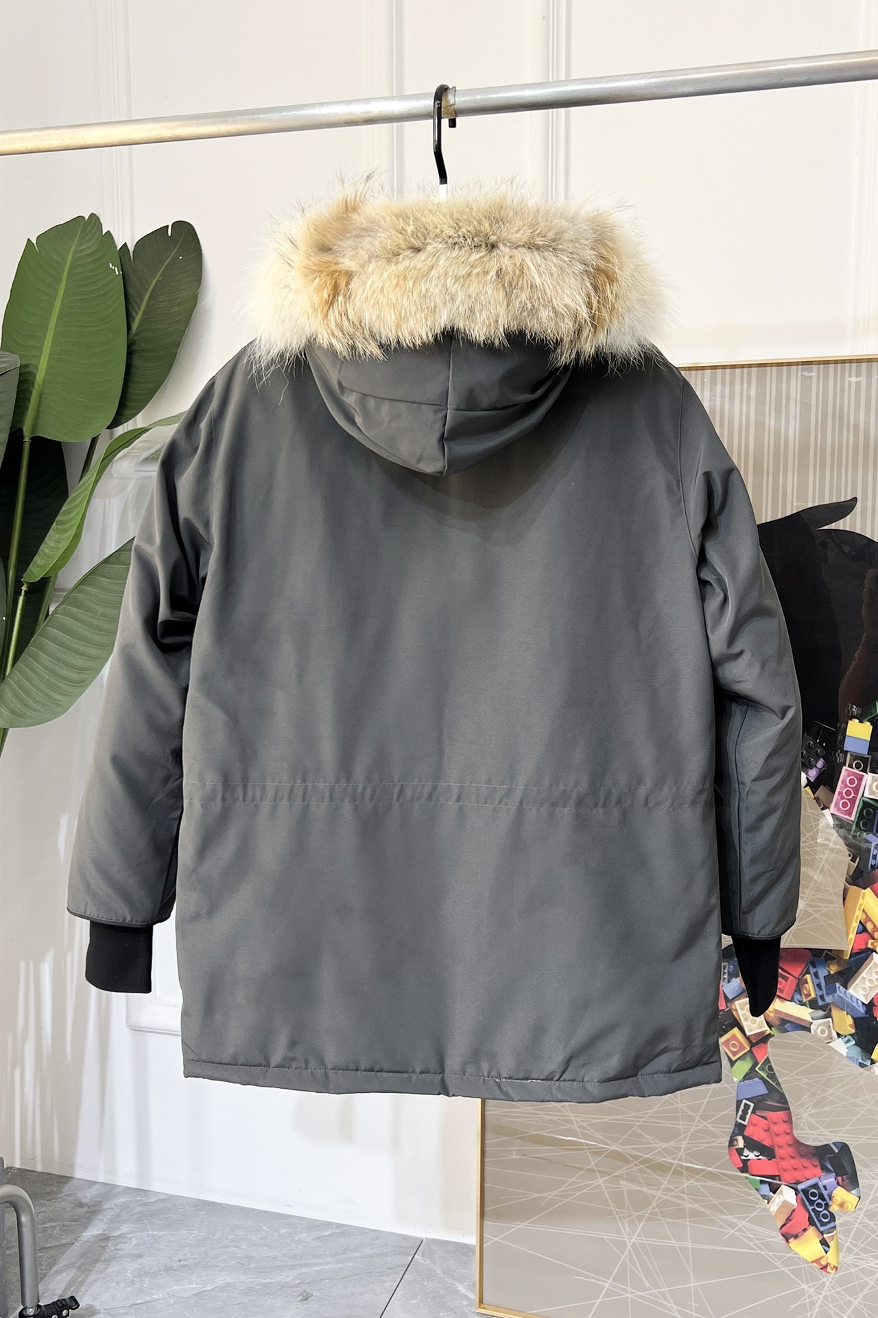 CANADA GOOSE FW2024 클래식 다운 재킷 2