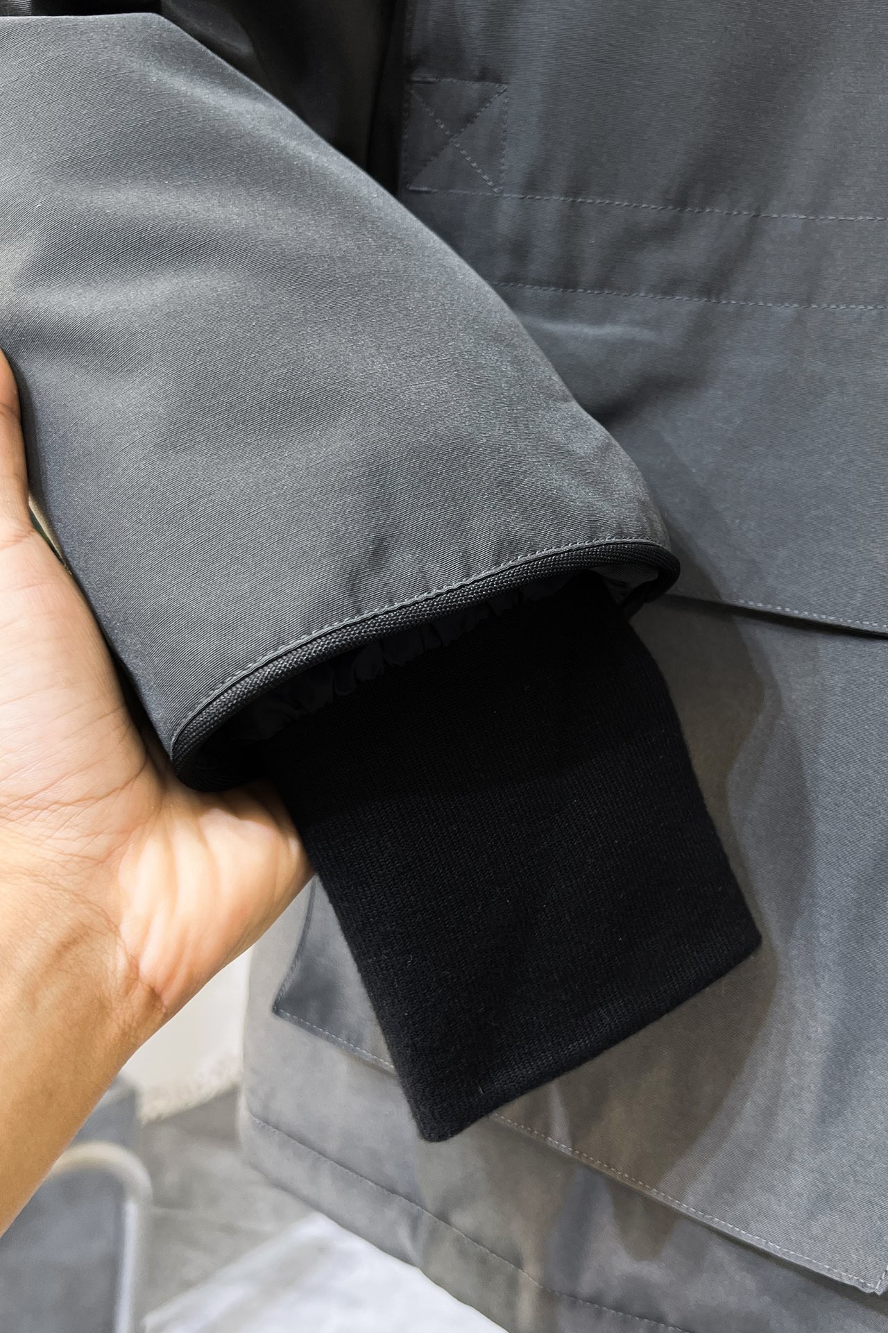 CANADA GOOSE FW2024 클래식 다운 재킷 9