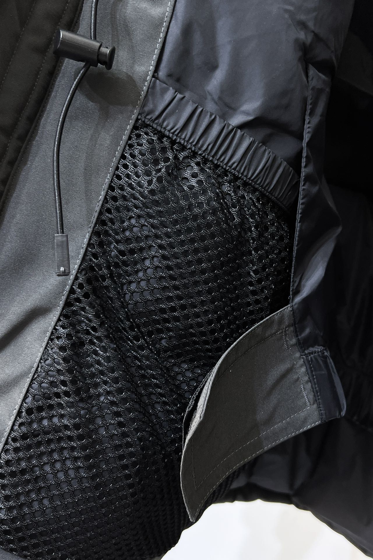 CANADA GOOSE FW2024 클래식 다운 재킷 13