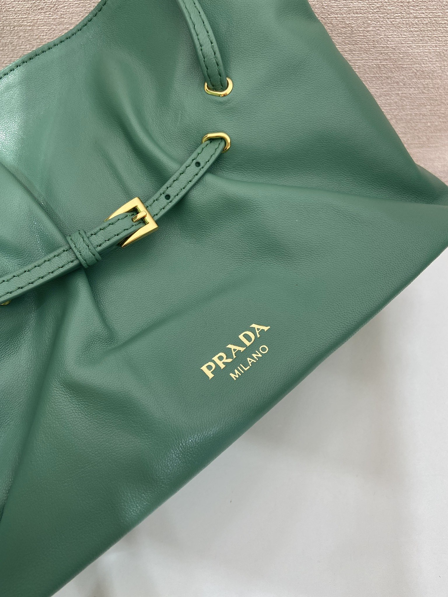 PRADA 프라다 클라우드(Cloud) 패디드 숄더백 1BG586 9