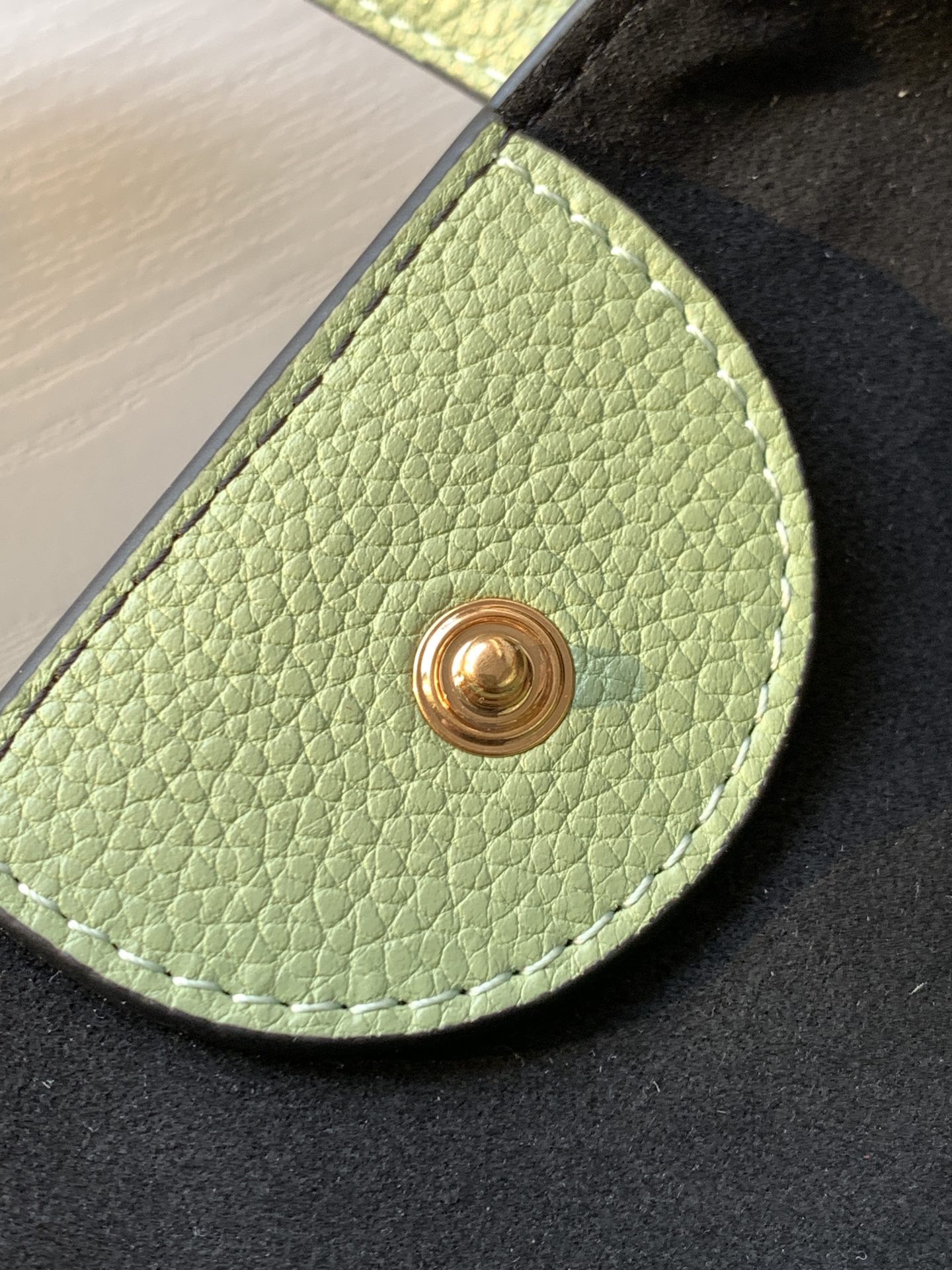 Ferragamo 살바토레 페라가모 FW2023 Gancini 장식 토트백 13