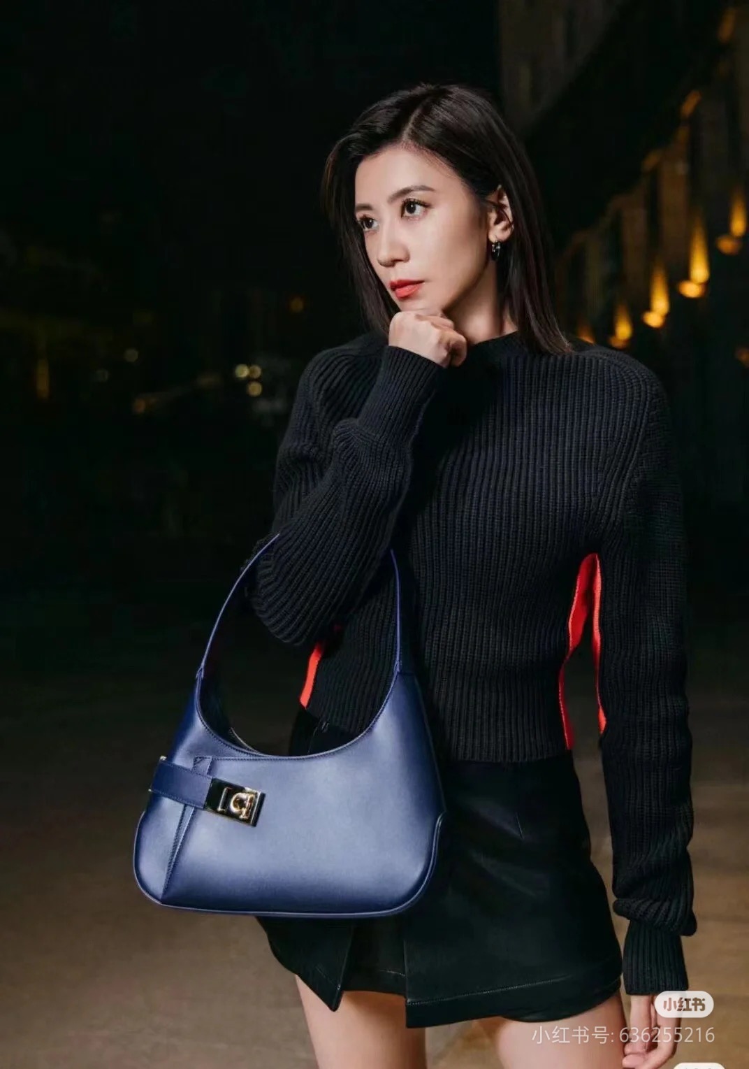 FERRAGAMO 페라가모 간치니 스트랩 숄더백 EE-216295 1