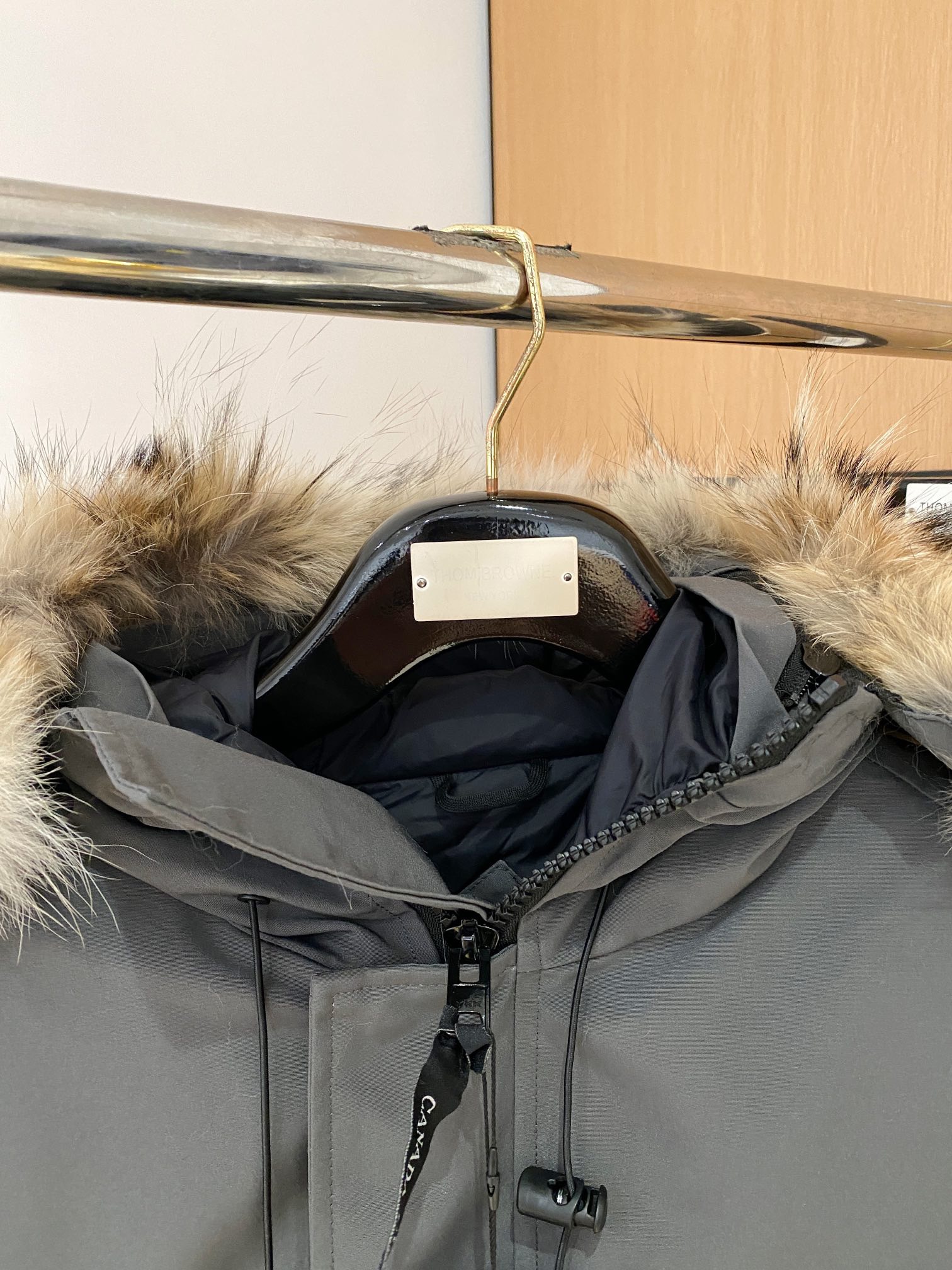 CANADA GOOSE 캐나다구스 FW2025 한정판 숏 다운 재킷 2