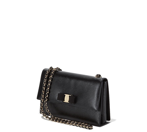 FERRAGAMO 페라가모 FW2023 Vara 리본 장식 소가죽 체인 숄더백 3