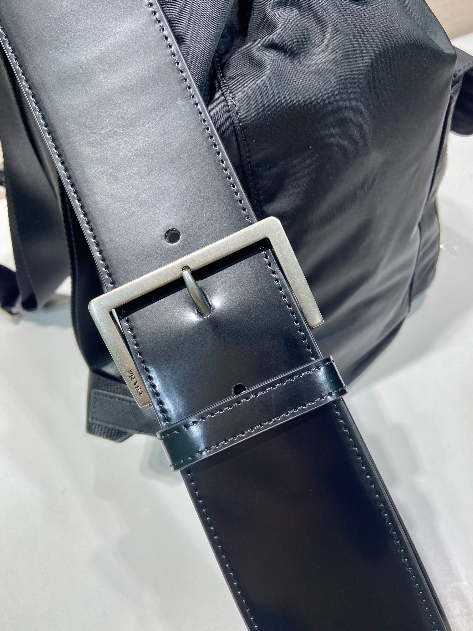 PRADA 프라다 FW2023 나일론 클래식 백팩 10