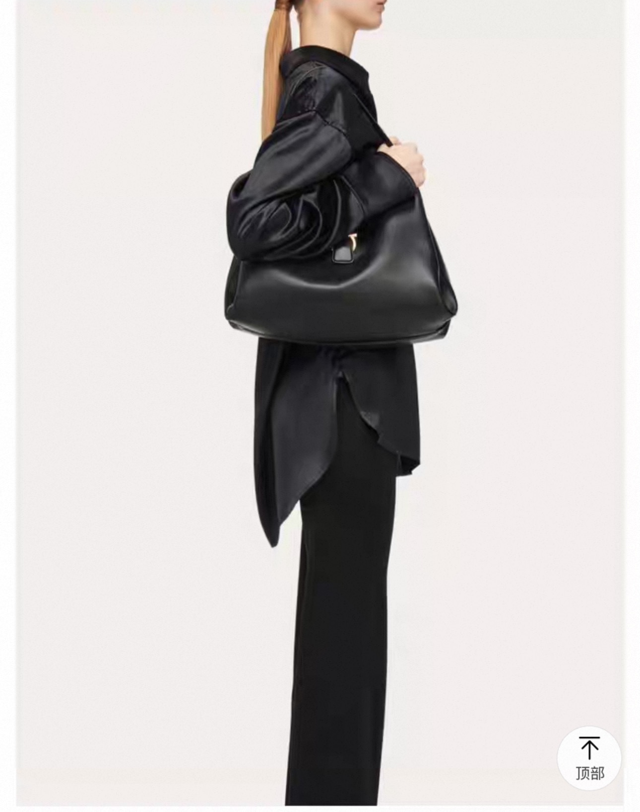 FERRAGAMO 살바토레 페라가모 FW2023 반광택 소가죽 숄더백 11