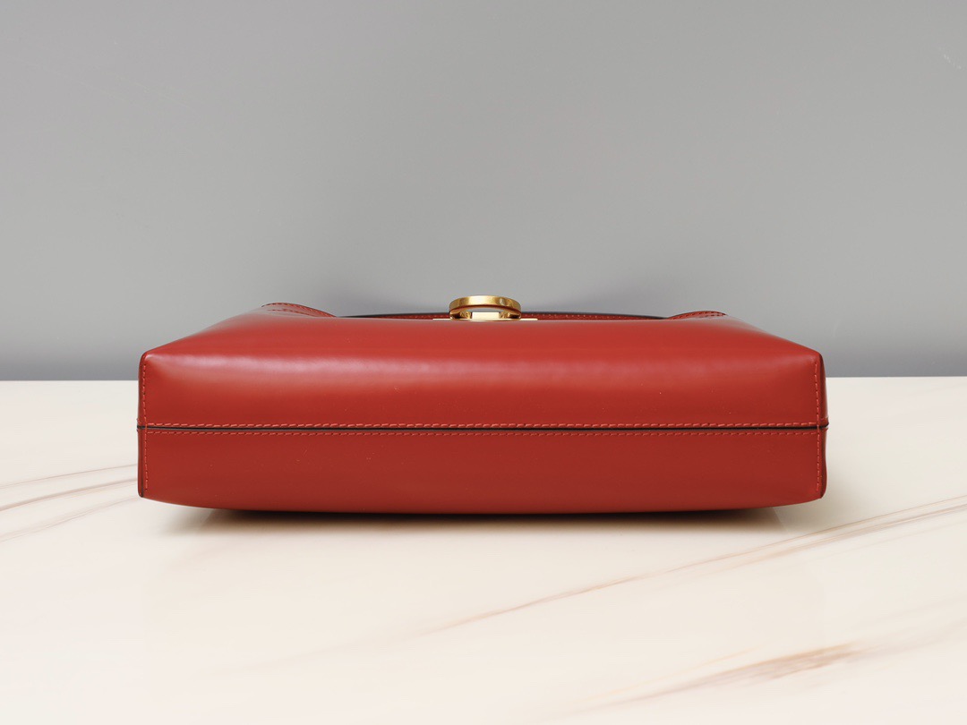 Ferragamo 살바토레 페라가모 FW2023 Trifolio Gancini 숄더백 13