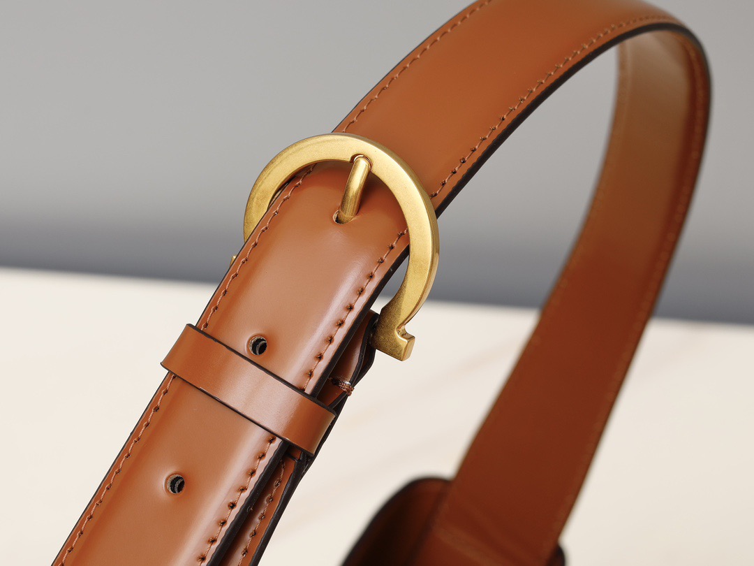 Ferragamo 살바토레 페라가모 FW2023 Trifolio Gancini 숄더백 12