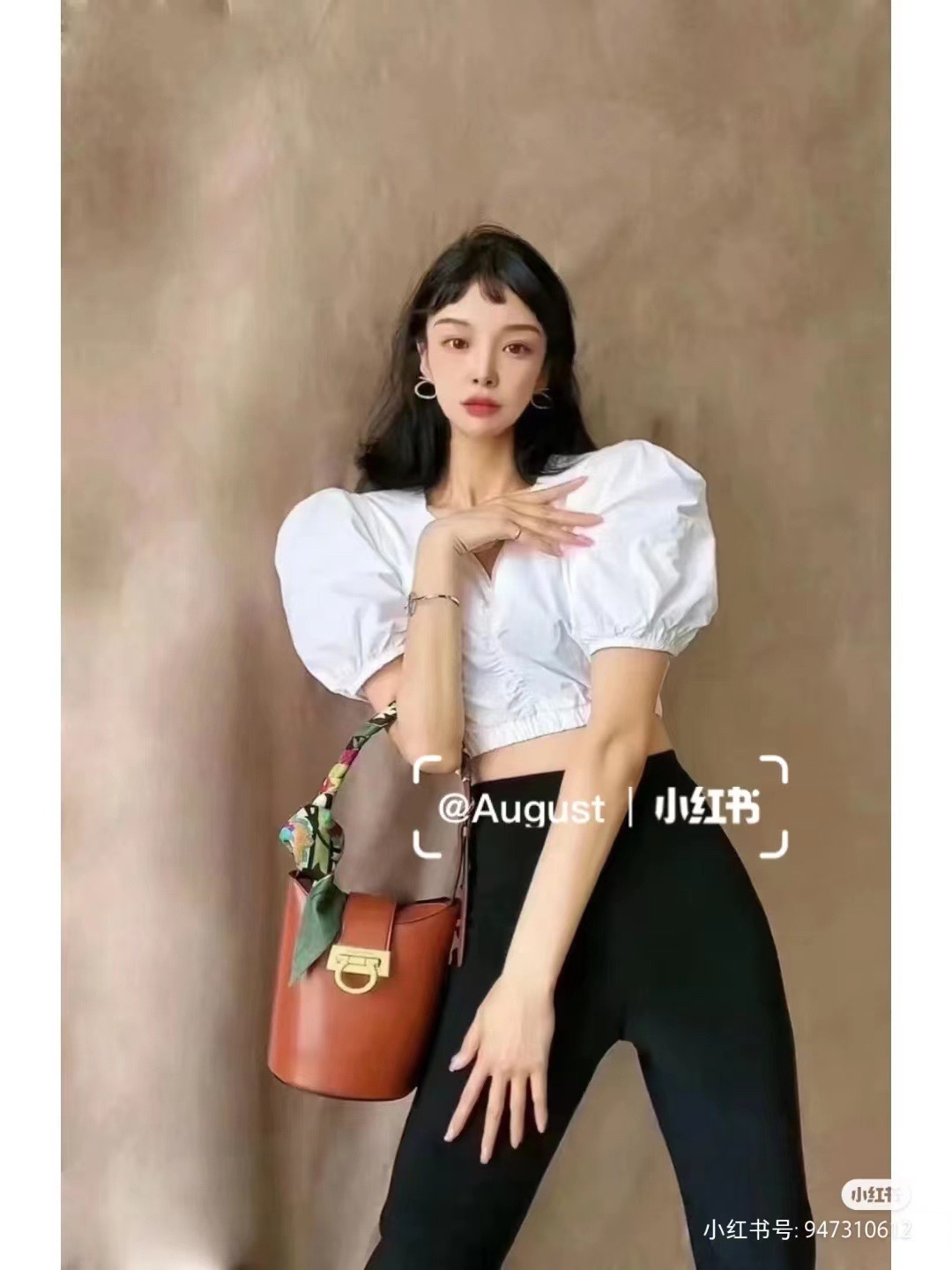 FERRAGAMO 살바토레 페라가모 SS2023 Gancini 버킷백 3