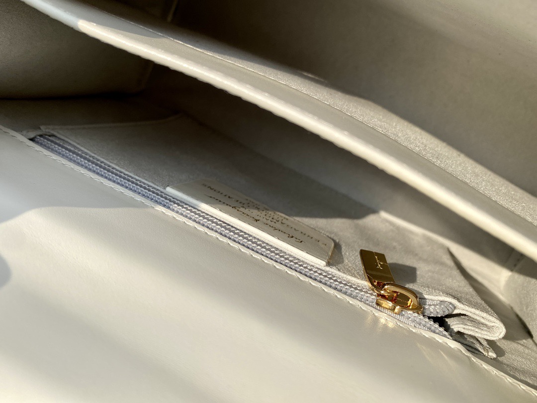 FERRAGAMO 페라가모 뮤지엄 컬렉션 복고 마구백 라지 DY-212181 5