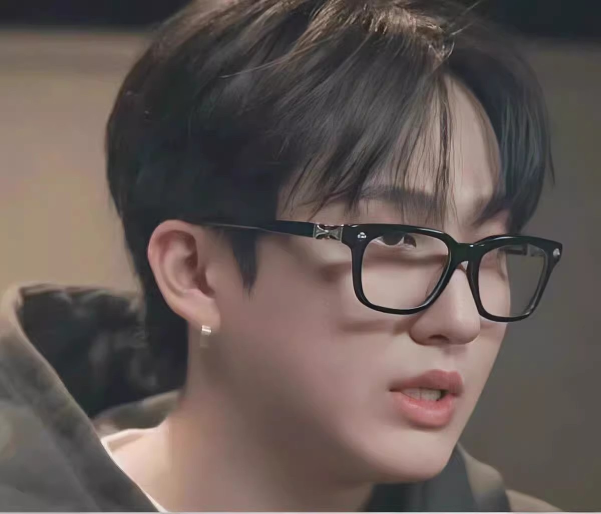 Chrome Hearts 크롬하츠 FW2024 십자 꽃 무늬 안경 1