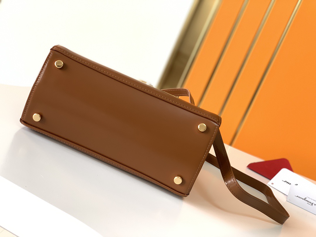 FERRAGAMO 페라가모 뮤지엄 컬렉션 복고 마구백 미디엄 DY-212268 8