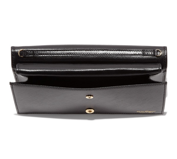 Ferragamo 살바토레 페라가모 FW2023 클래식 블랙 체인 백 3