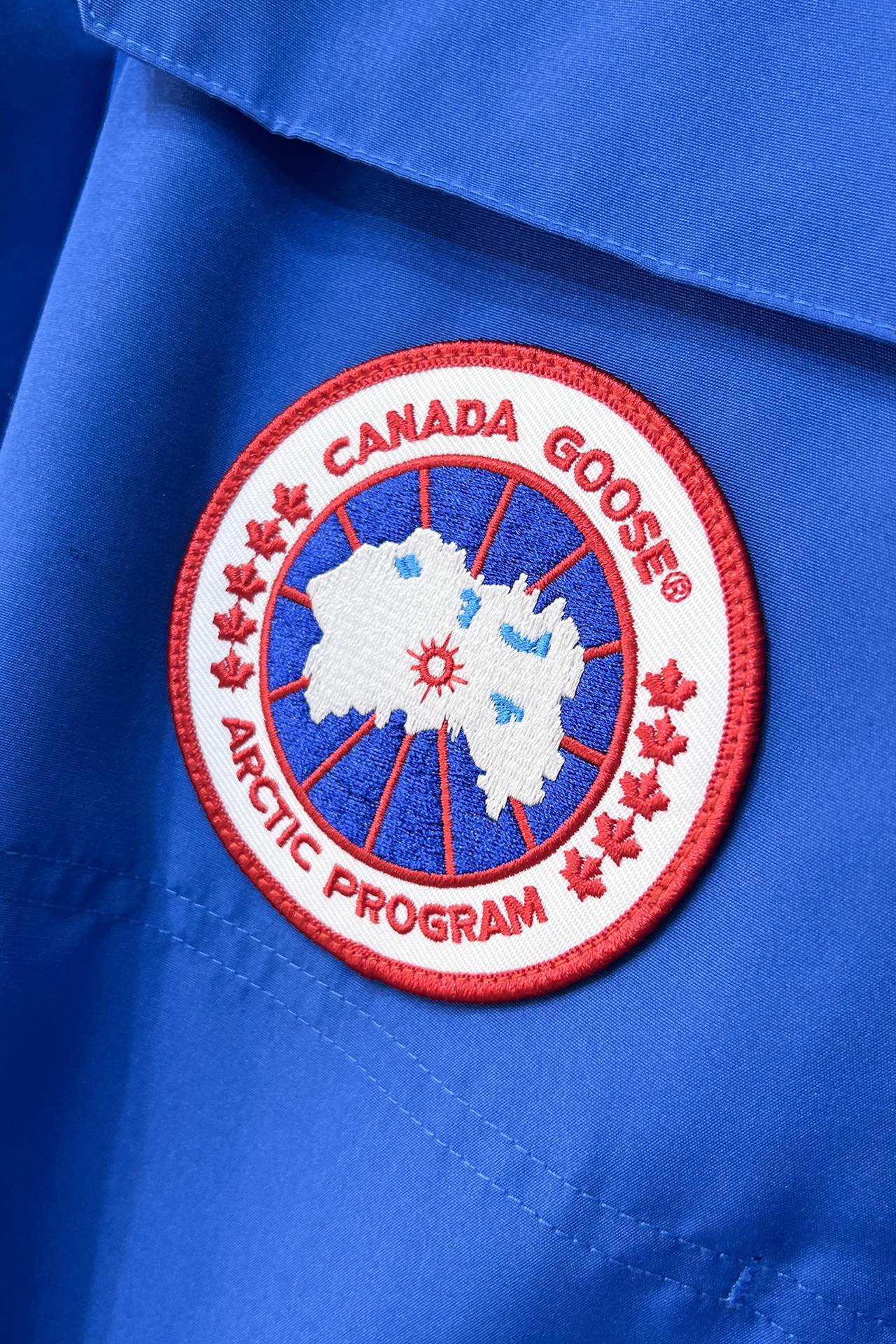 CANADA GOOSE 캐나다구스 FW2024 클래식 다운 재킷 7