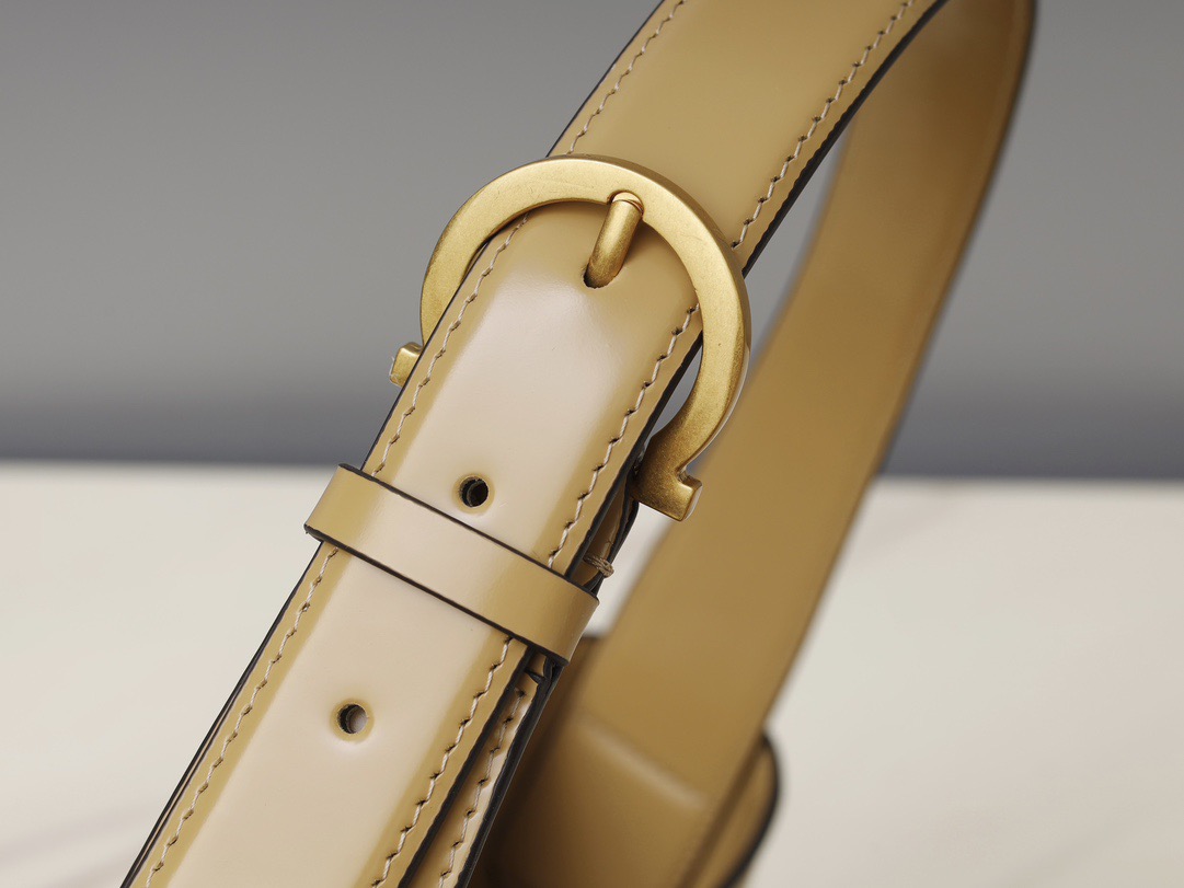 Ferragamo 살바토레 페라가모 FW2023 Trifolio Gancini 숄더백 3