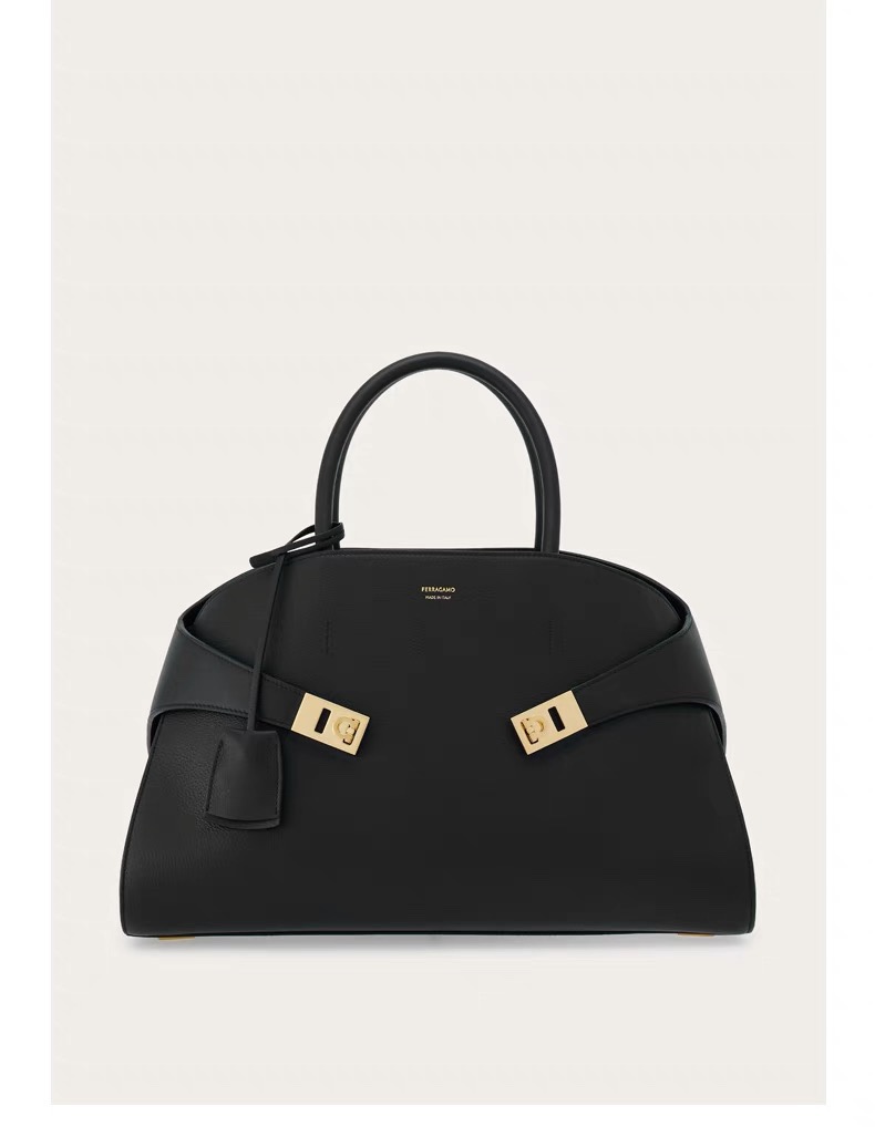 FERRAGAMO 페레가모 FW2023 HUG 나파 가죽 토트백 1