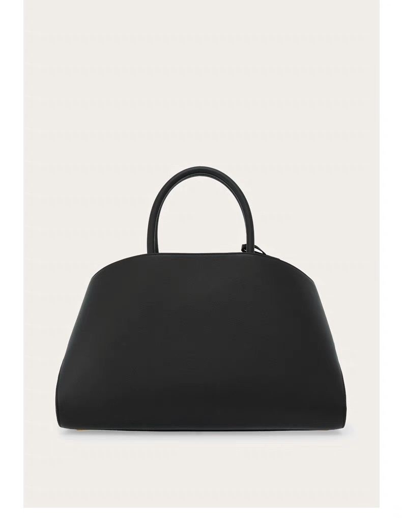 FERRAGAMO 페레가모 FW2023 HUG 나파 가죽 토트백 3