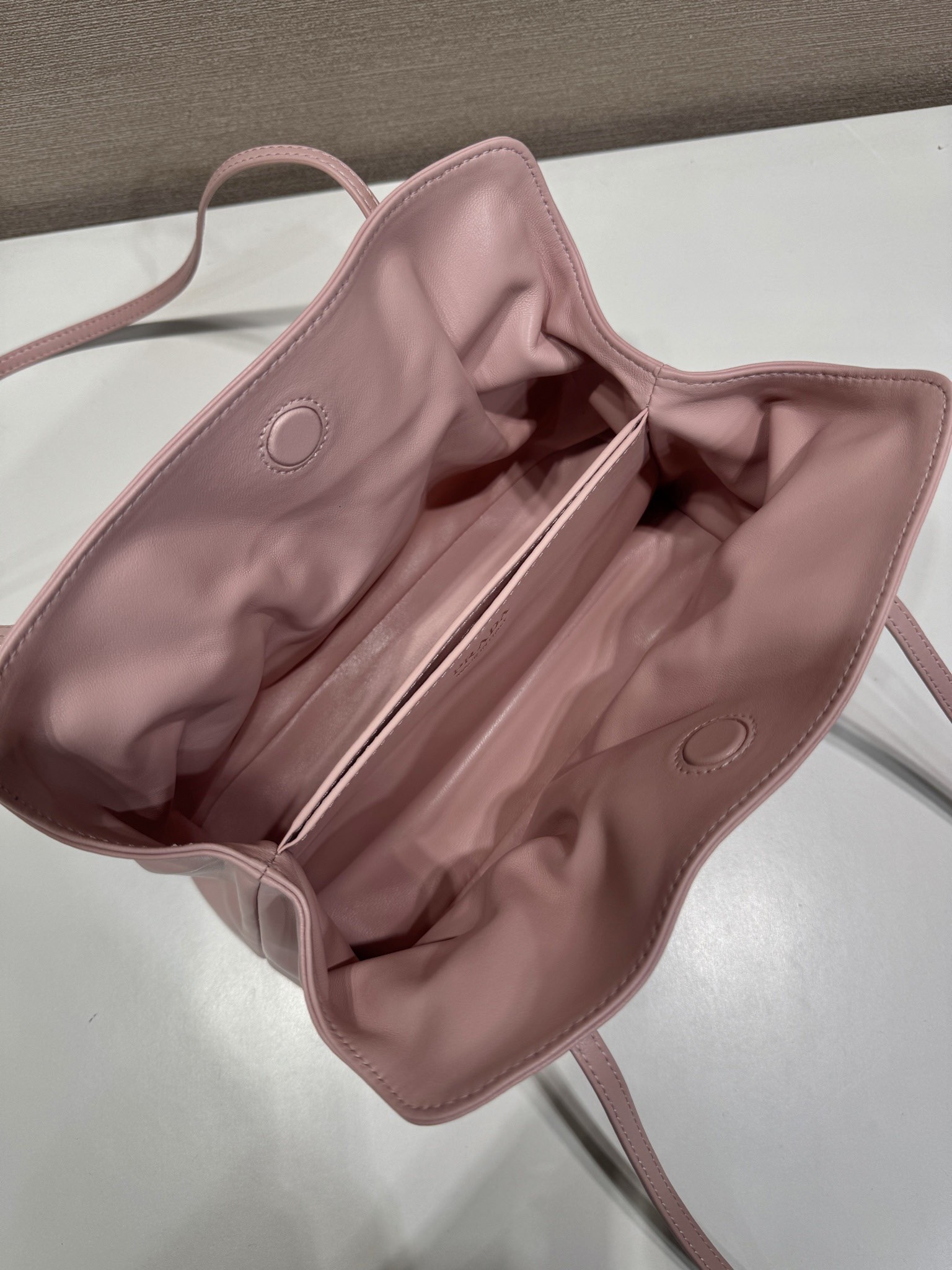 PRADA 프라다 클라우드(Cloud) 패디드 숄더백 1BG586 11