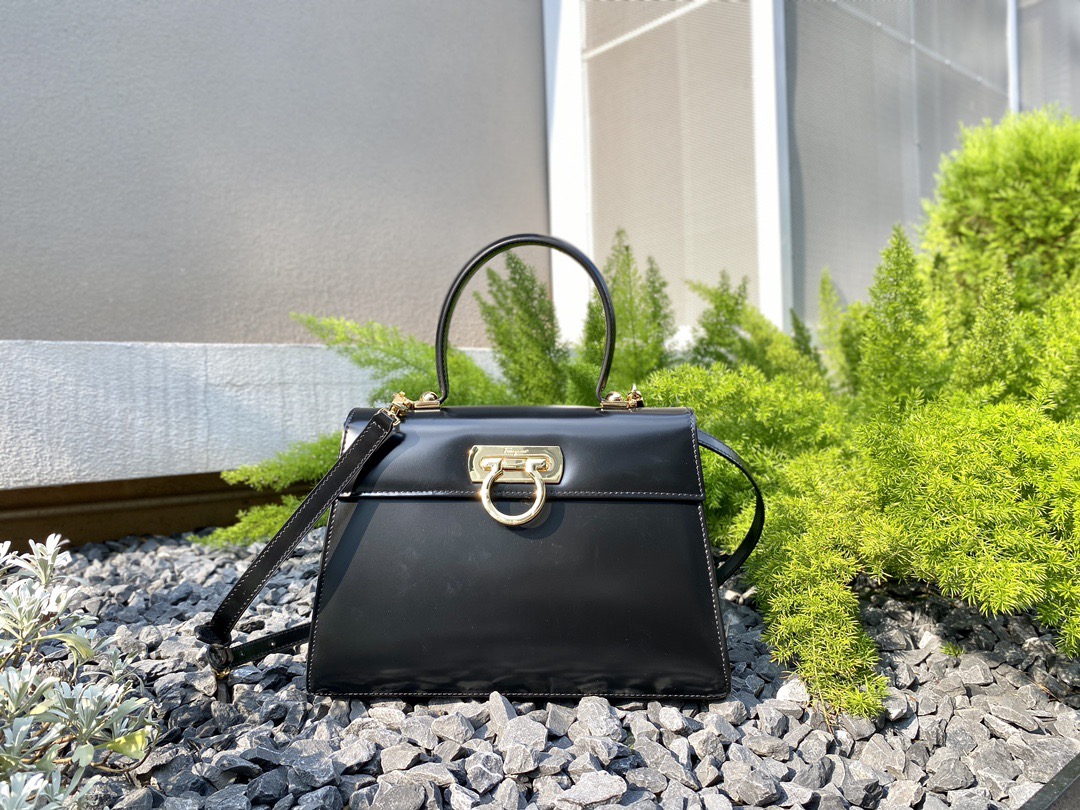 FERRAGAMO 페라가모 뮤지엄 컬렉션 복고 마구백 라지 DY-212181 5