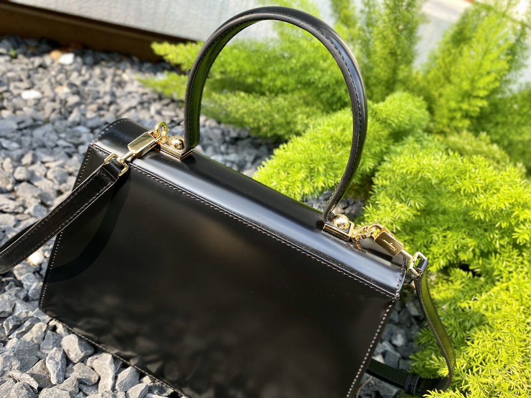 FERRAGAMO 페라가모 뮤지엄 컬렉션 복고 마구백 라지 DY-212181 10