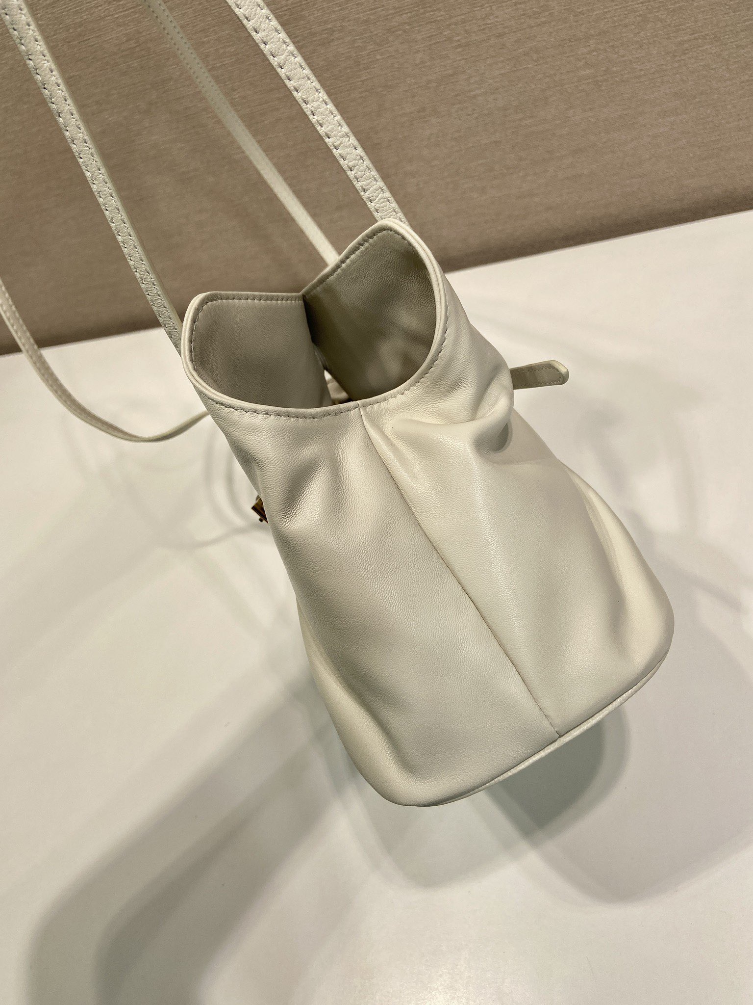 PRADA 프라다 클라우드(Cloud) 패디드 숄더백 1BG586 12