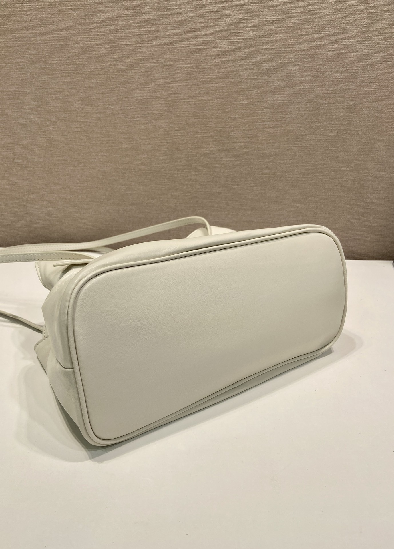 PRADA 프라다 클라우드(Cloud) 패디드 숄더백 1BG586 13