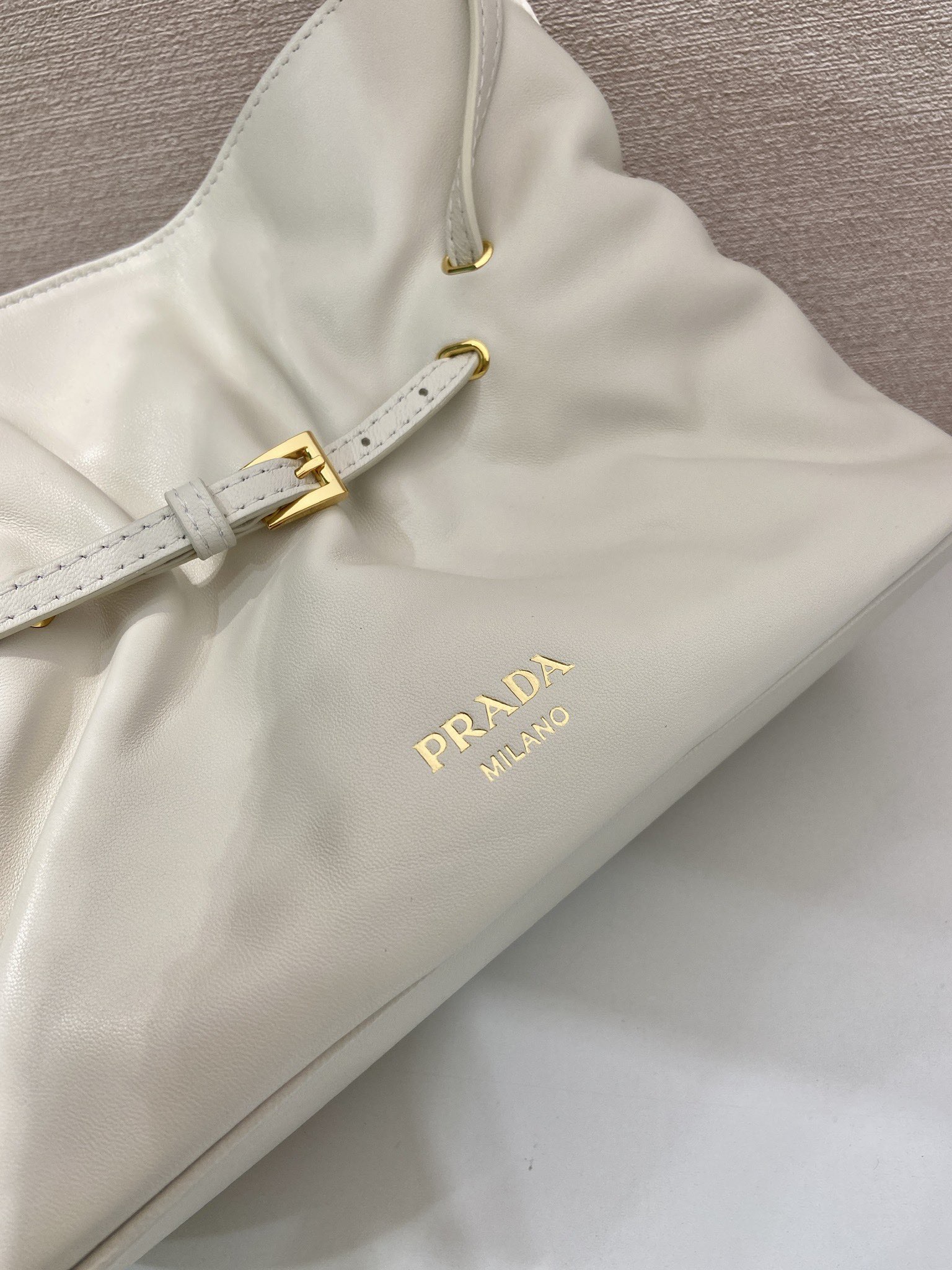 PRADA 프라다 클라우드(Cloud) 패디드 숄더백 1BG586 14