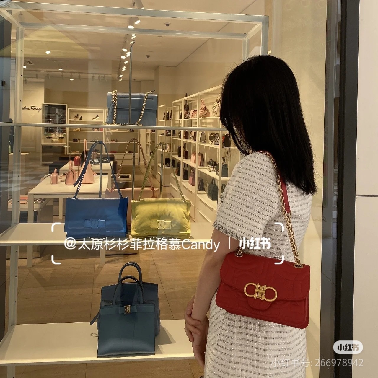 SALVATORE FERRAGAMO 페라가모 FW2023 Gancini 패턴 체인 숄더백 2