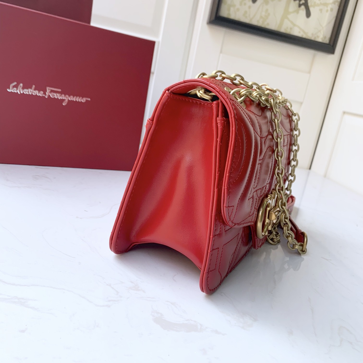 SALVATORE FERRAGAMO 페라가모 FW2023 Gancini 패턴 체인 숄더백 11