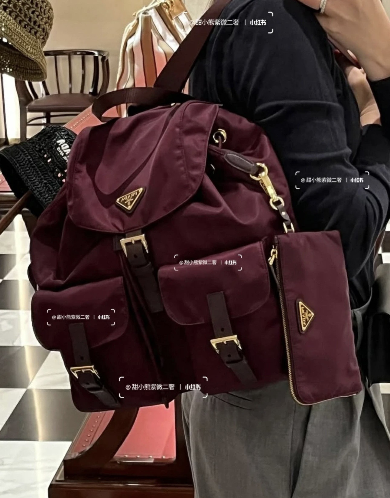 PRADA 프라다 FW2023 사피아노 가죽 장식 백팩 3