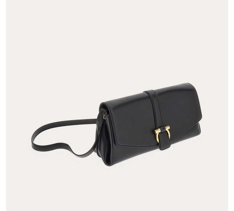 FERRAGAMO 페라가모 FW2023 Gancini 체인 숄더백 6