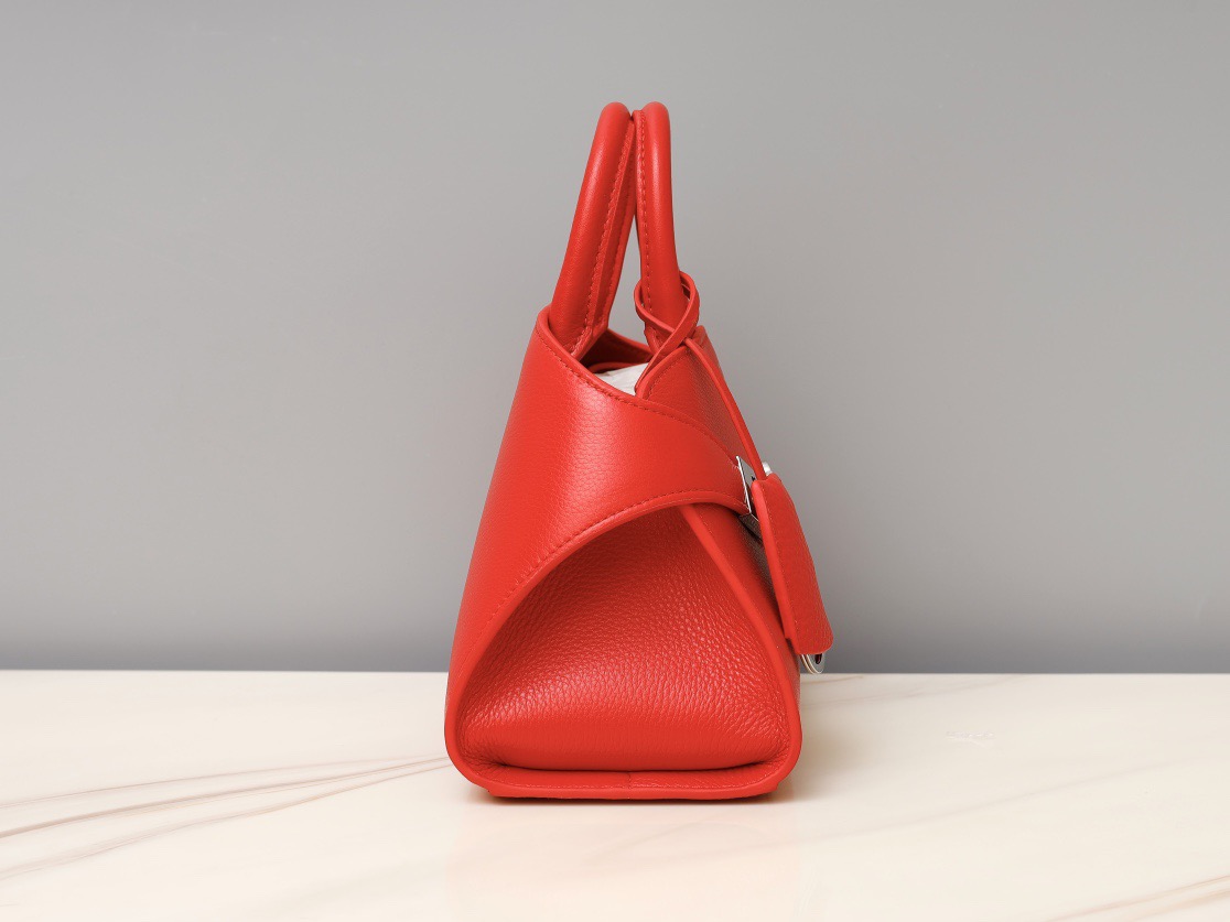 FERRAGAMO 페라가모 허그(HUG) 토트백 미니 45