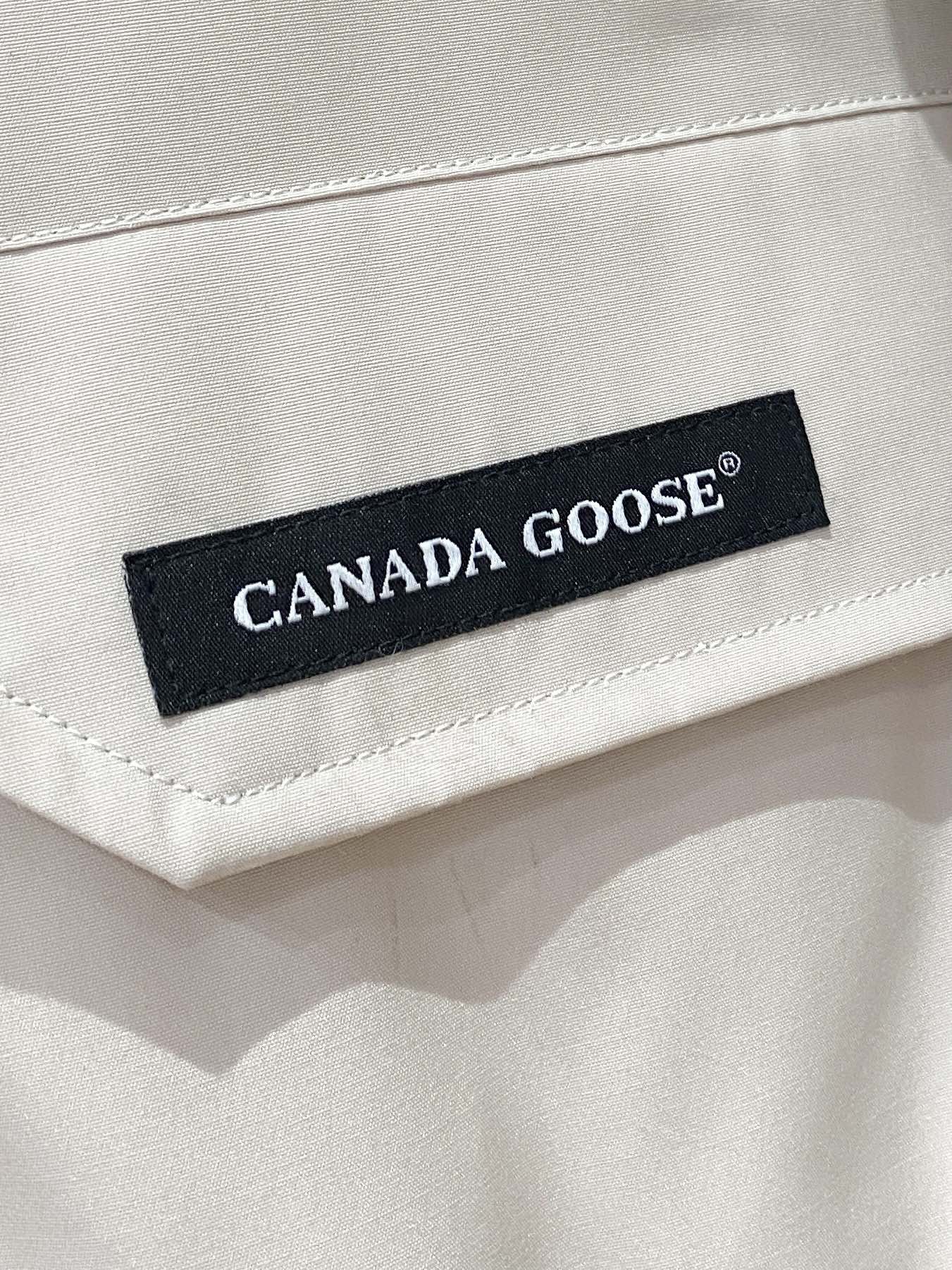 CANADA GOOSE 캐나다구스 FW2025 한정판 단기 파카 5