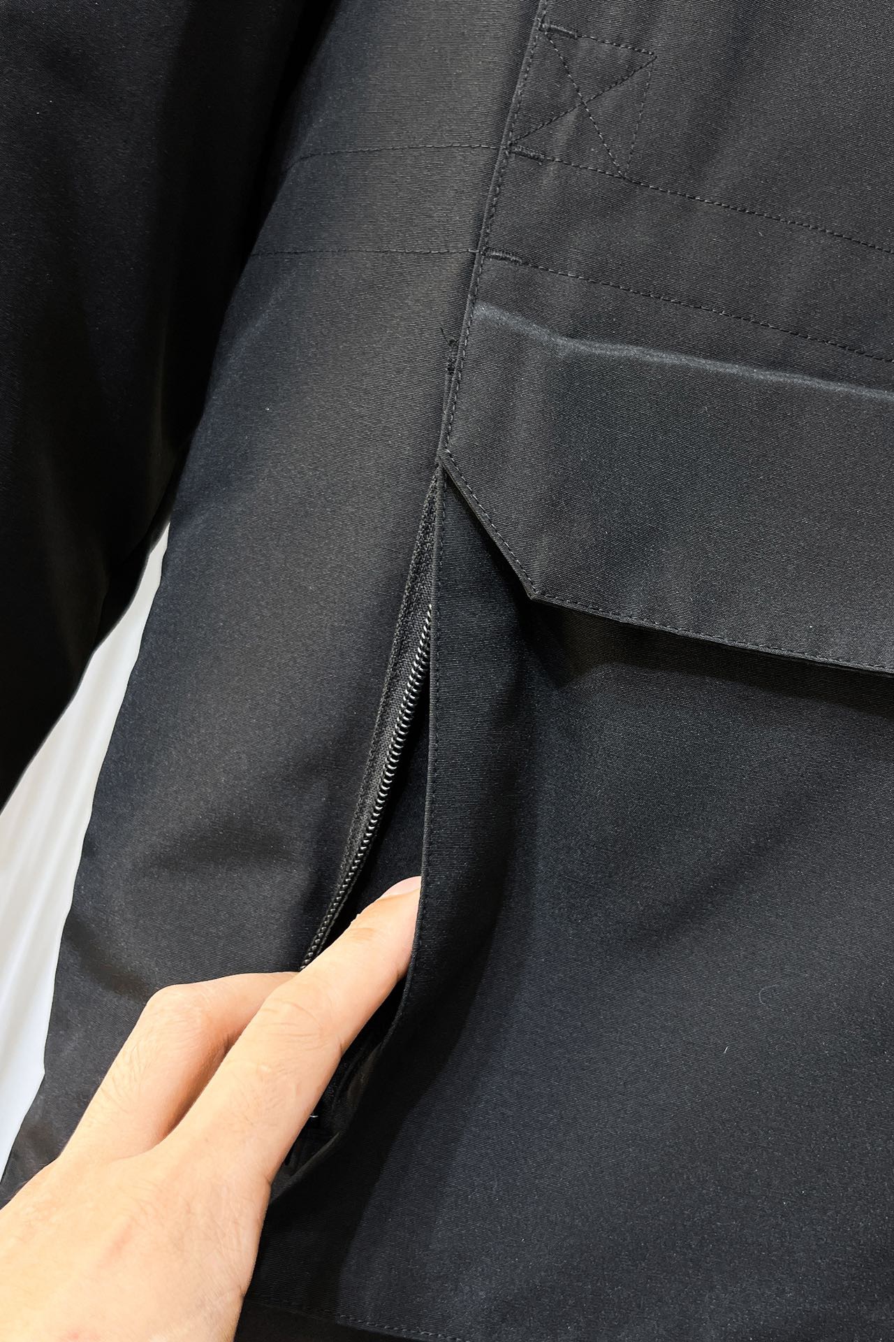 CANADA GOOSE 캐나다구스 FW2024 클래식 다운 재킷 10