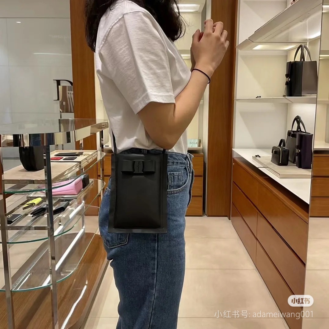 SALVATORE FERRAGAMO 살바토레 페라가모 FW2023 리본 장식 핸드백 6