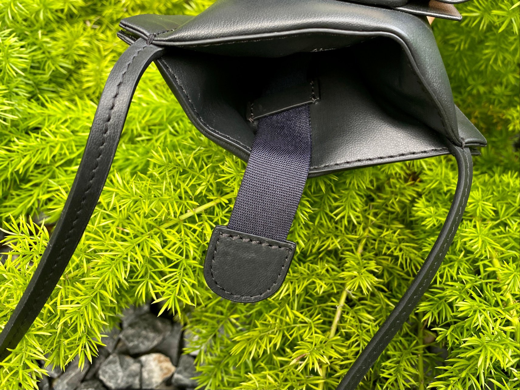 SALVATORE FERRAGAMO 살바토레 페라가모 FW2023 리본 장식 핸드백 9