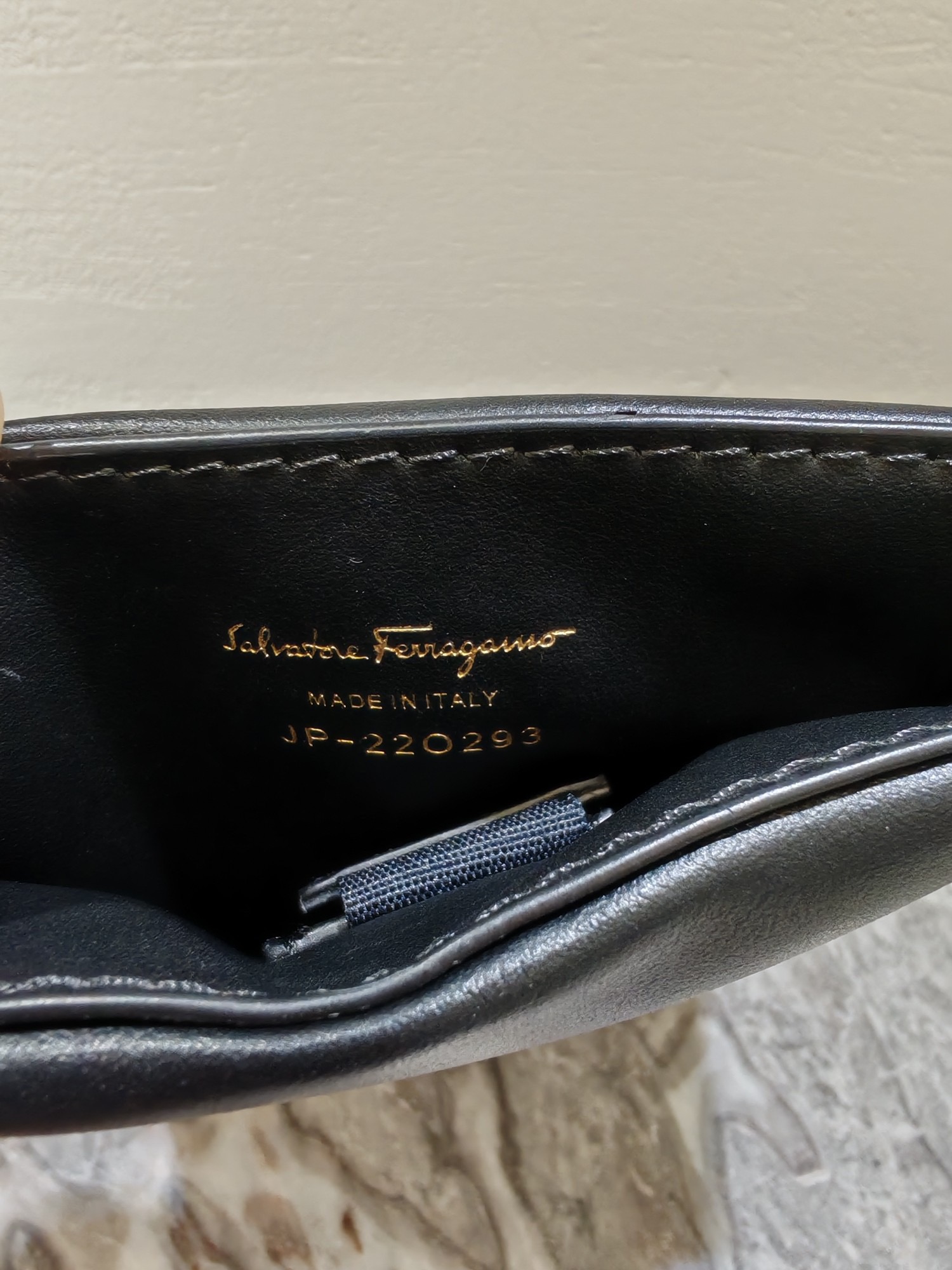 SALVATORE FERRAGAMO 살바토레 페라가모 FW2023 리본 장식 핸드백 10