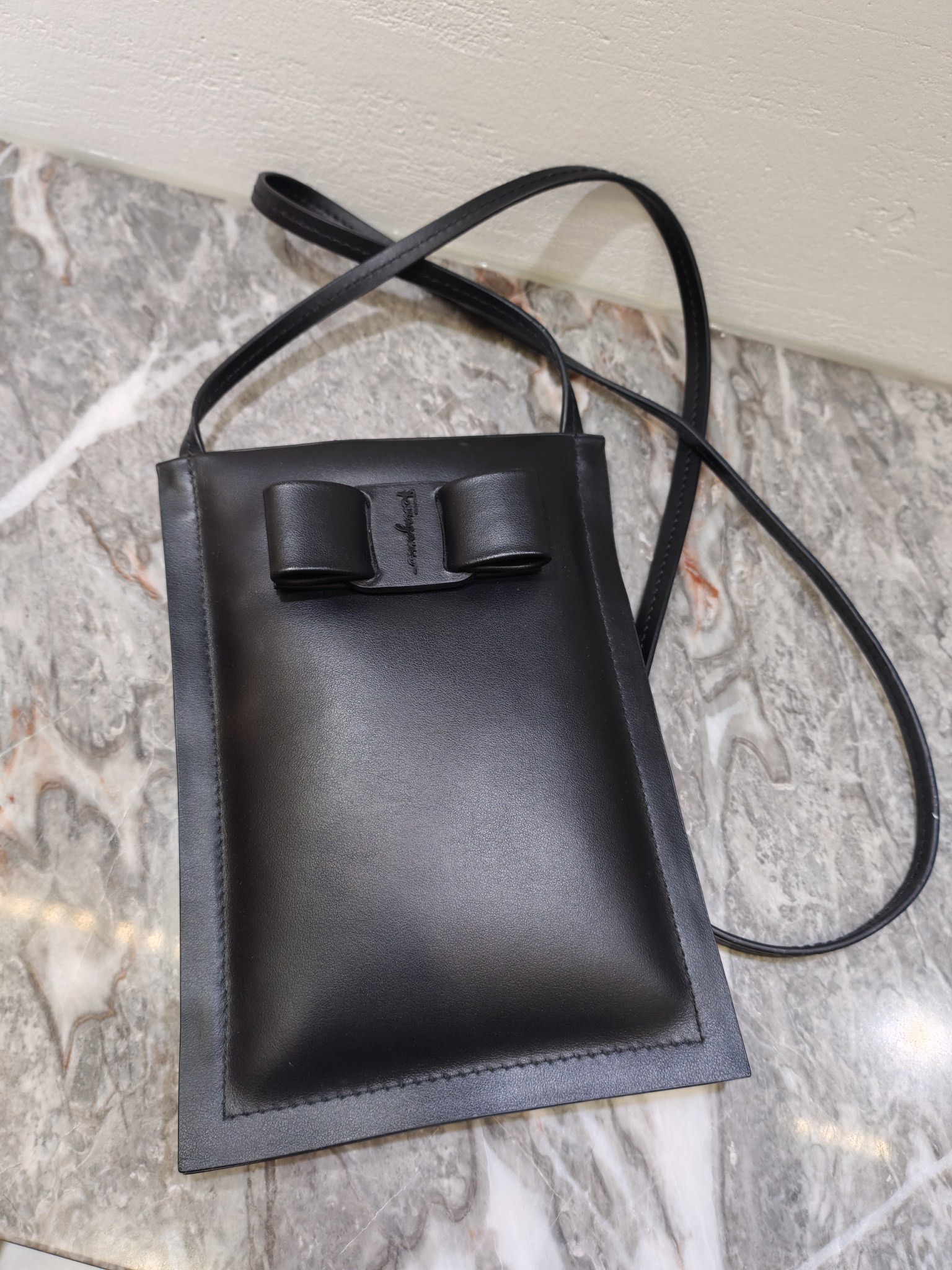 SALVATORE FERRAGAMO 살바토레 페라가모 FW2023 리본 장식 핸드백 15