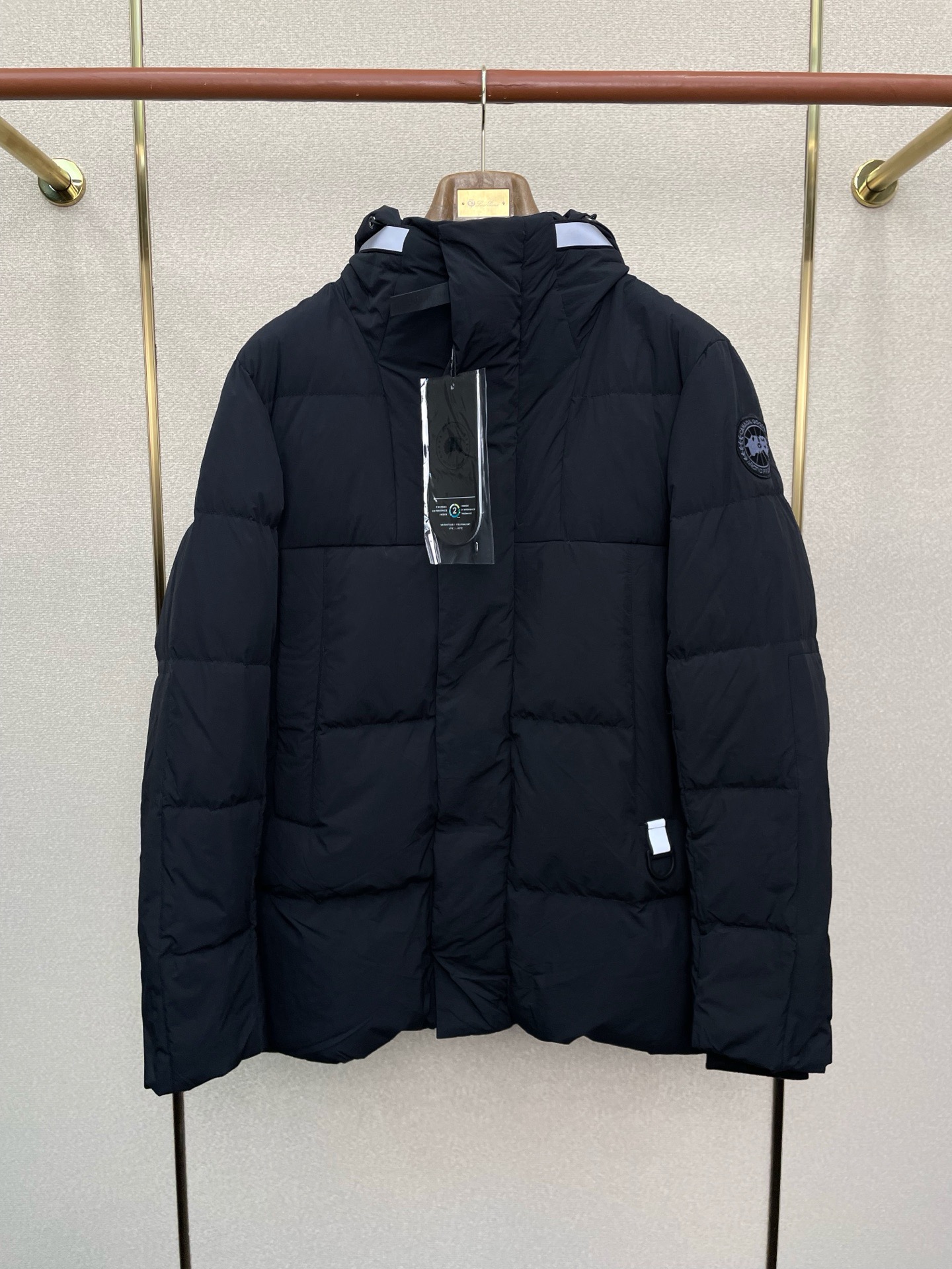 CANADA GOOSE 캐나다구스 FW2023 후드 다운 재킷 1