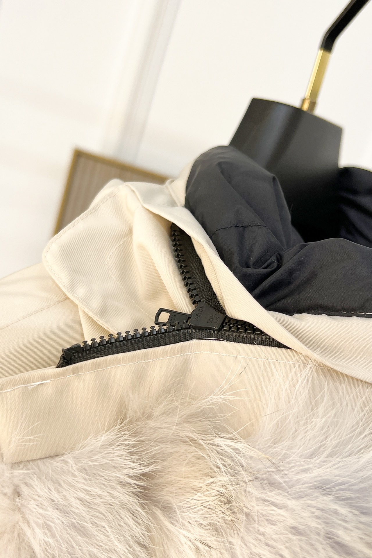 CANADA GOOSE 캐나다구스 FW2024 클래식 다운 재킷 13