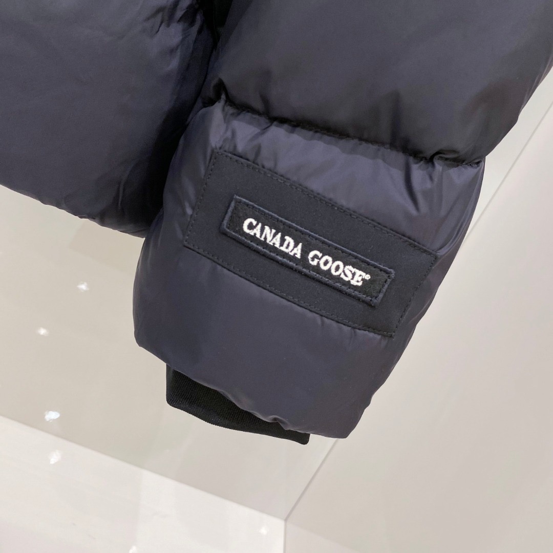 Canada Goose 캐나다구스 패딩 남녀공용 6